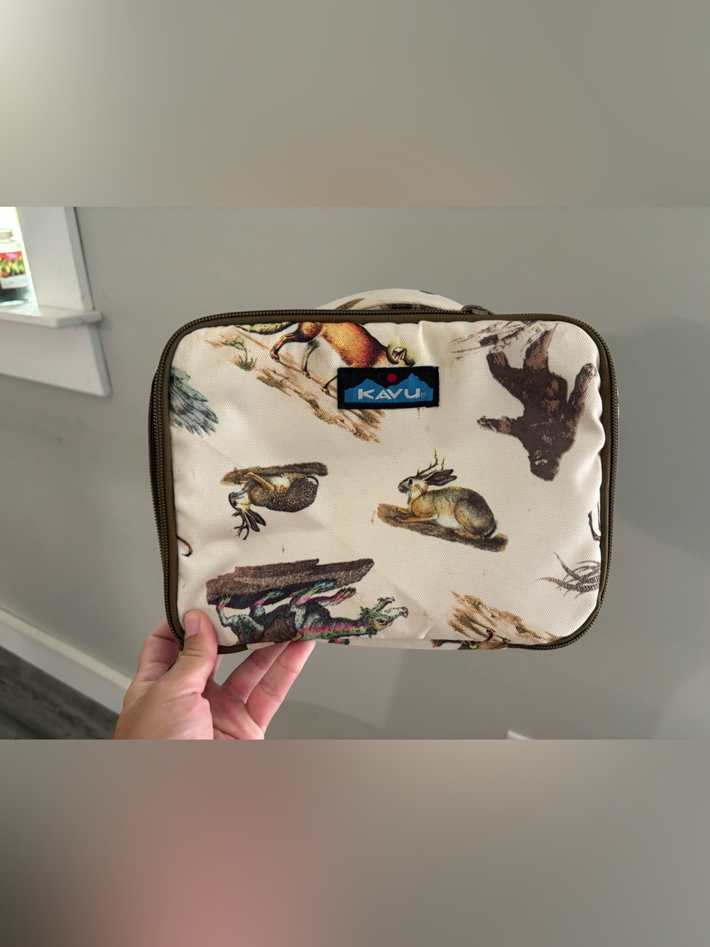 KAVU lunch box “Day Menagerie”